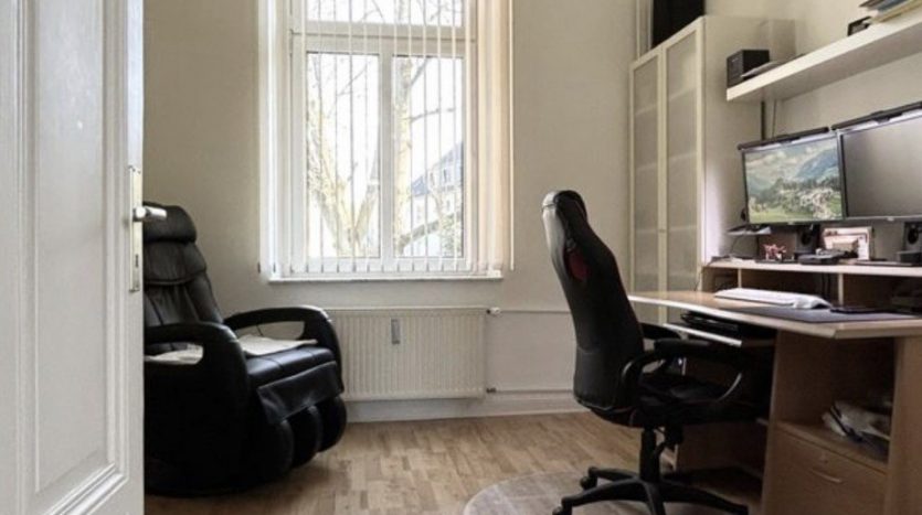 Arbeitszimmer 1. OG